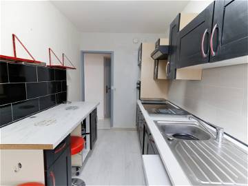 Room For Rent Le Mée-Sur-Seine 327295