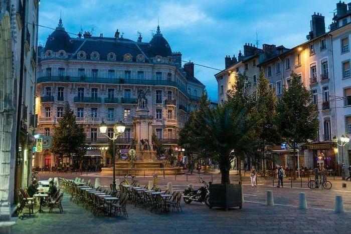 Homestay Grenoble 12475