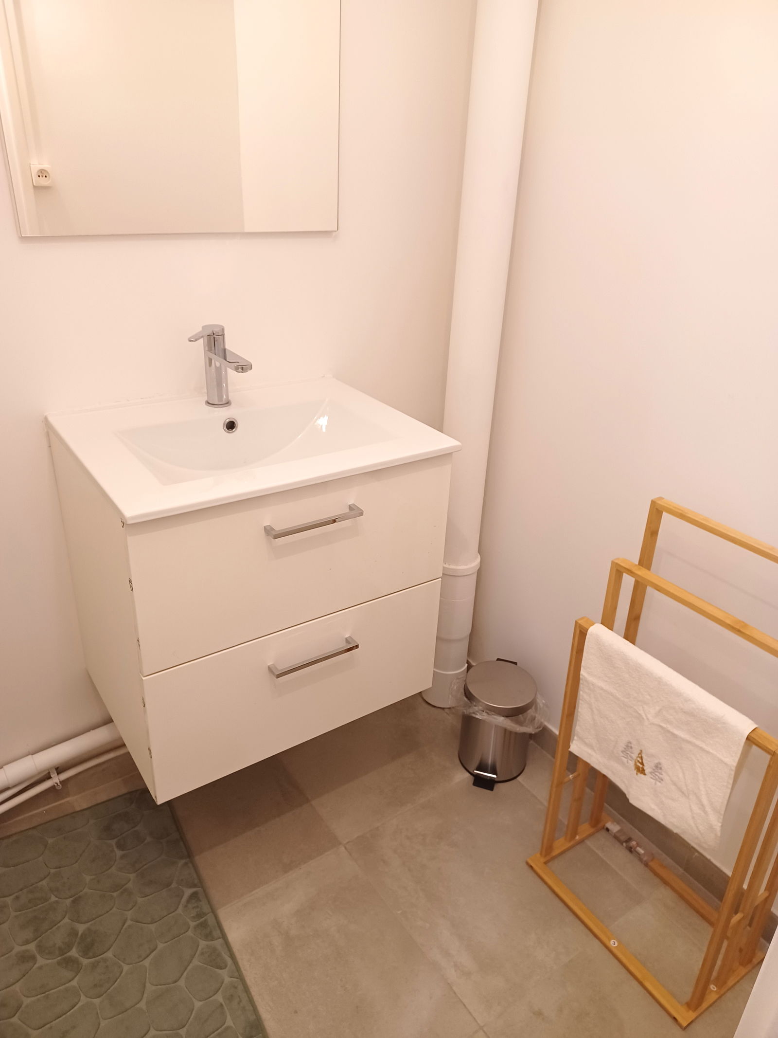 Collocazione Sainte-Geneviève-des-Bois 472623