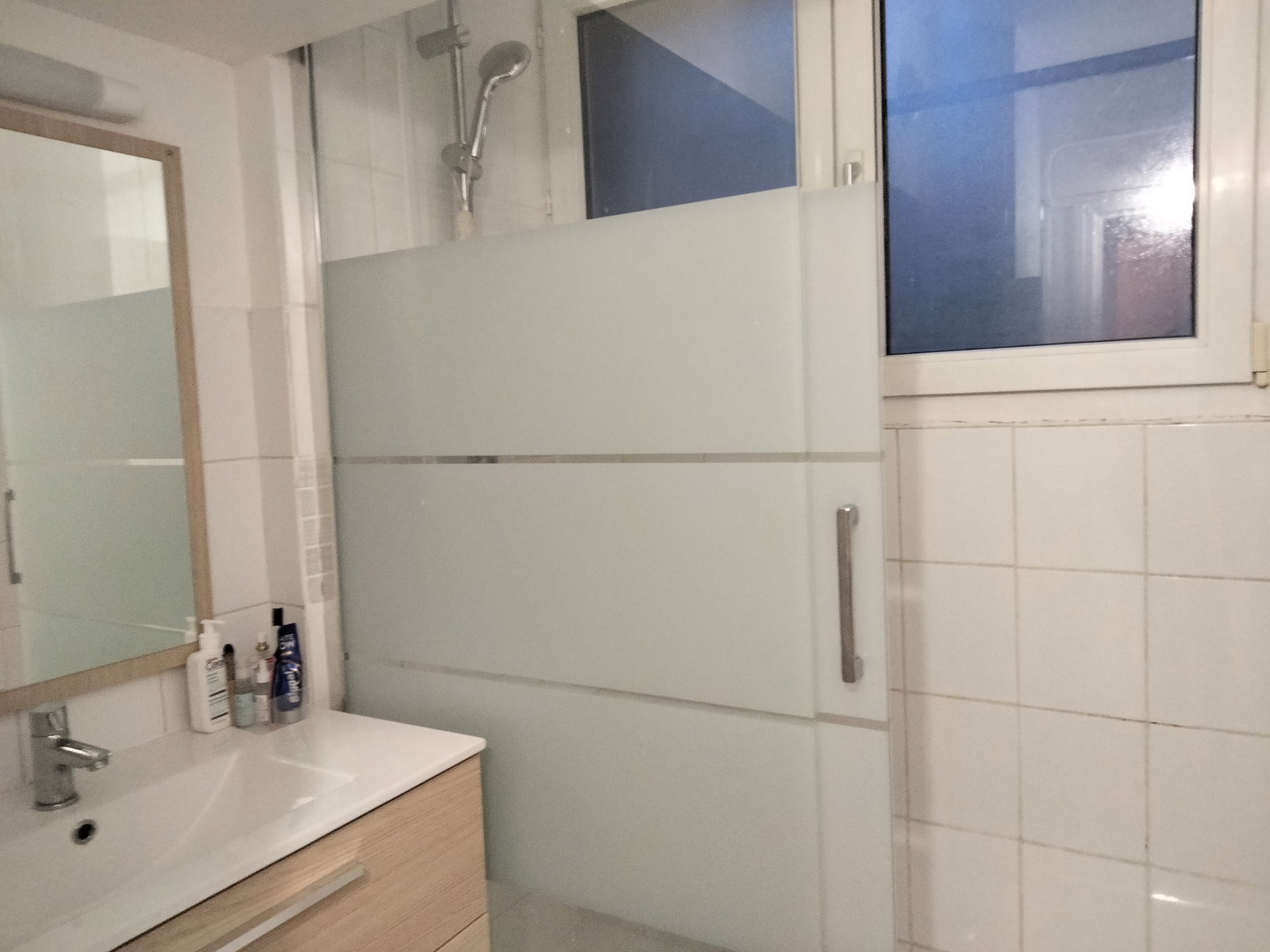 Collocazione Besançon 664341