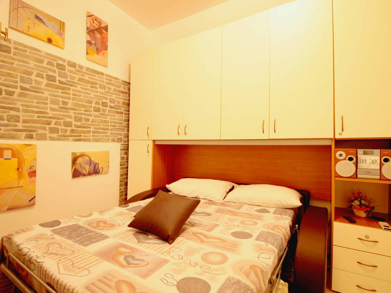 Quartos De Hóspedes Salerno 180975-1