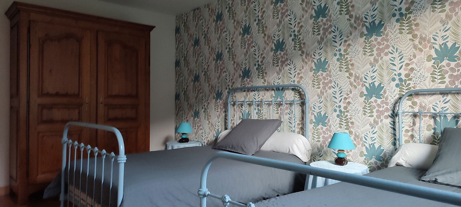 Estúdio Independente Thillot 471108