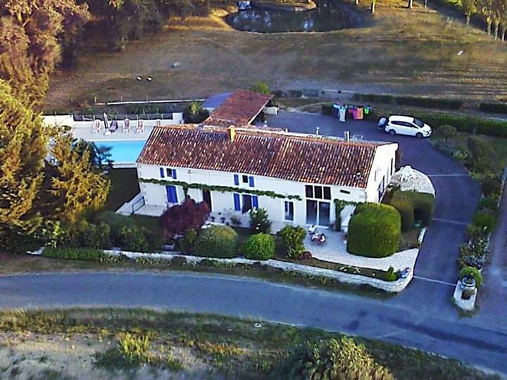 Hospedagem Em Casa De Família Vix 646439