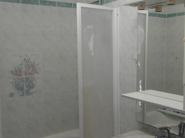 Roomlala | Alojamento partilhado Cergy
