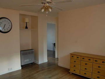 Roomlala | Alojamento partilhado com 3 quartos equipados