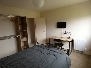 Roomlala | Alojamento partilhado em Annemasse