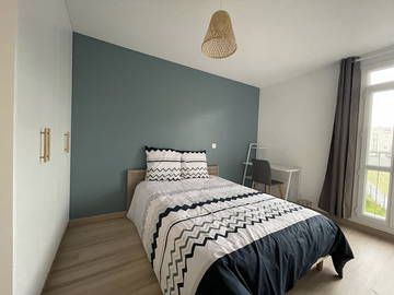 Roomlala | Alojamento partilhado em Créteil - Renovado