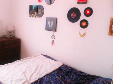 Roomlala | Alojamento partilhado em Gorge de Loup Maio-Setembro