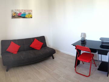 Roomlala | Alojamento partilhado em Guincamp