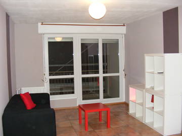 Roomlala | Alojamento partilhado em Hérouville-Saint-Clair