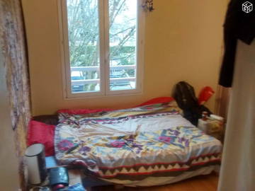 Roomlala | Alojamento partilhado em Les Ulis