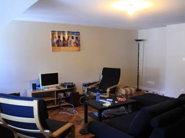 Roomlala | Alojamento partilhado em Lyon