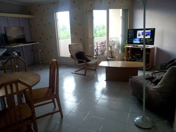 Roomlala | Alojamento partilhado em Montigny Le Bretonneux