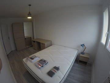 Roomlala | Alojamento partilhado em Nanterre, perto de La Défense