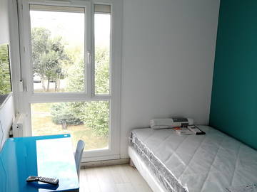 Roomlala | Alojamento partilhado em Rouen Mont Saint Aignan, perto de escolas e universidades
