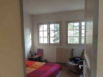 Roomlala | Alojamento partilhado em Saint Priest