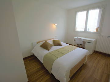 Roomlala | Alojamento partilhado para 4 pessoas - centro da cidade de Orléans - totalmente novo 