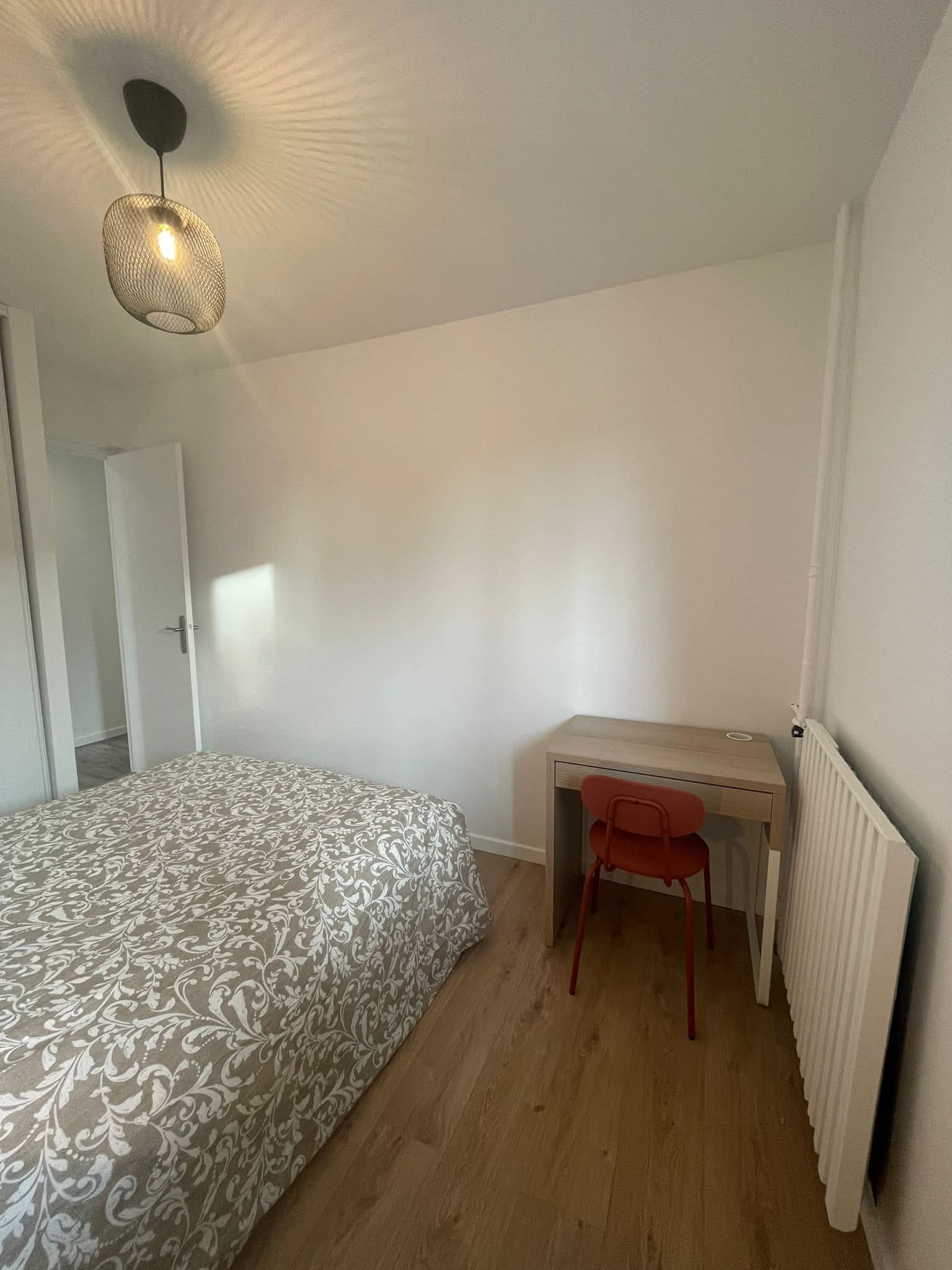 Colocação Mont-Saint-Aignan 665413