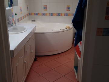 Roomlala | Alojamento partilhado Villeurbanne