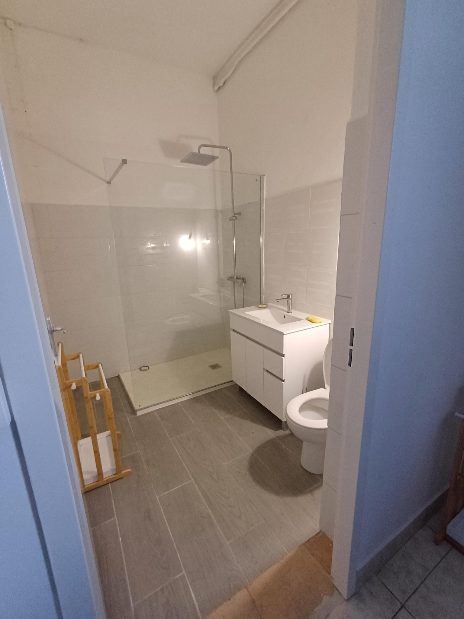 Colocación Pointe-à-Pitre 598278