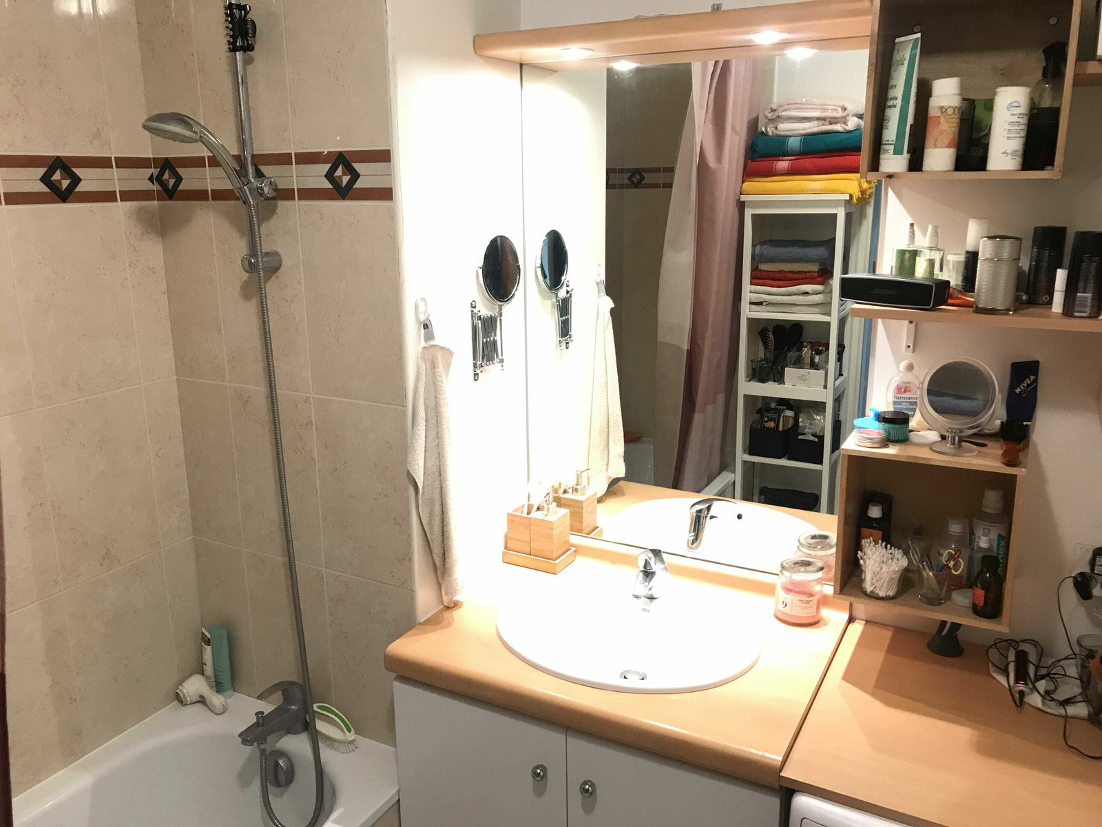 Colocación Aubervilliers 225105