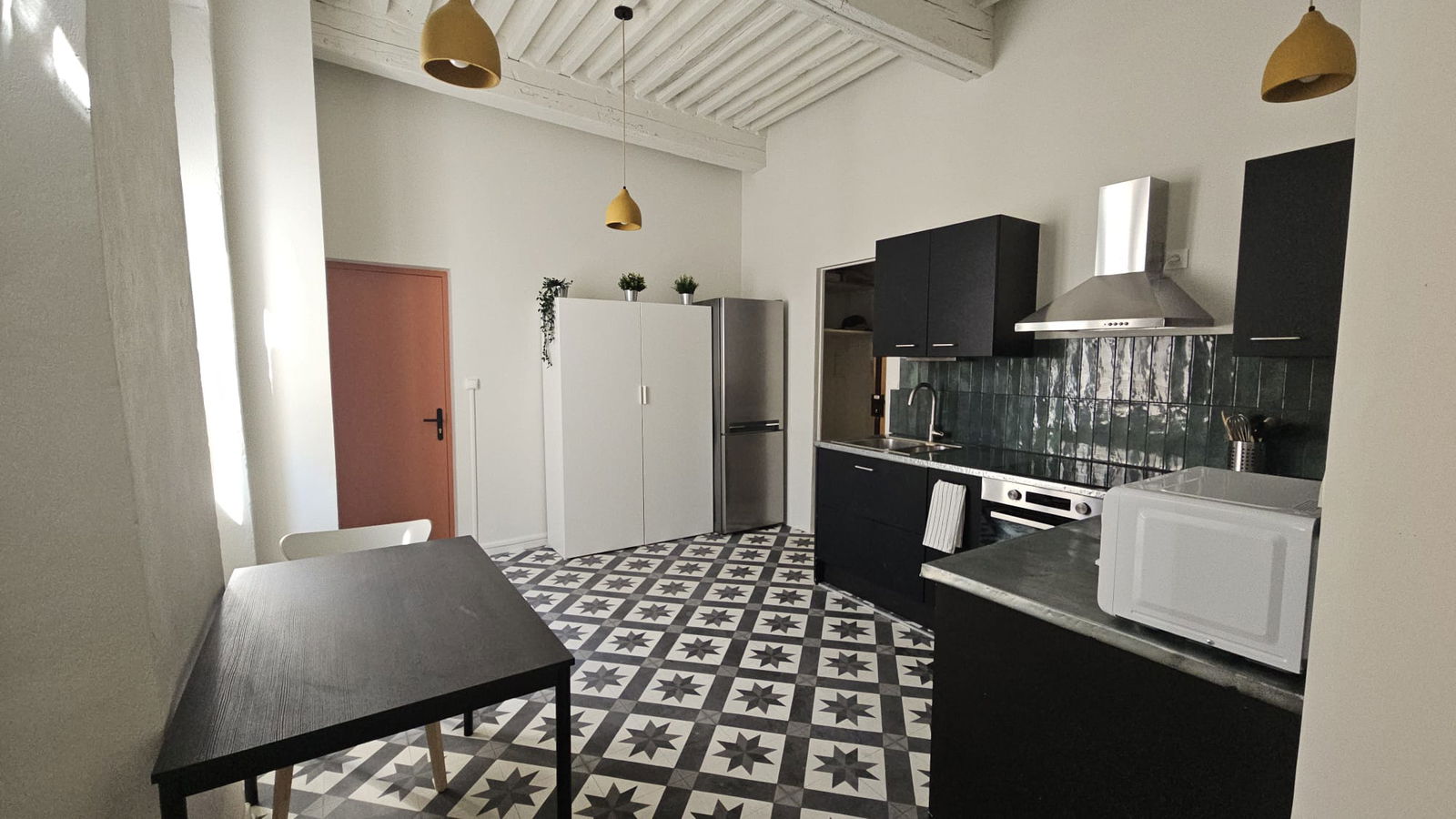 Colocación Carpentras 594823