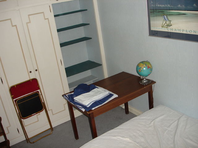 Colocación Courbevoie 23199