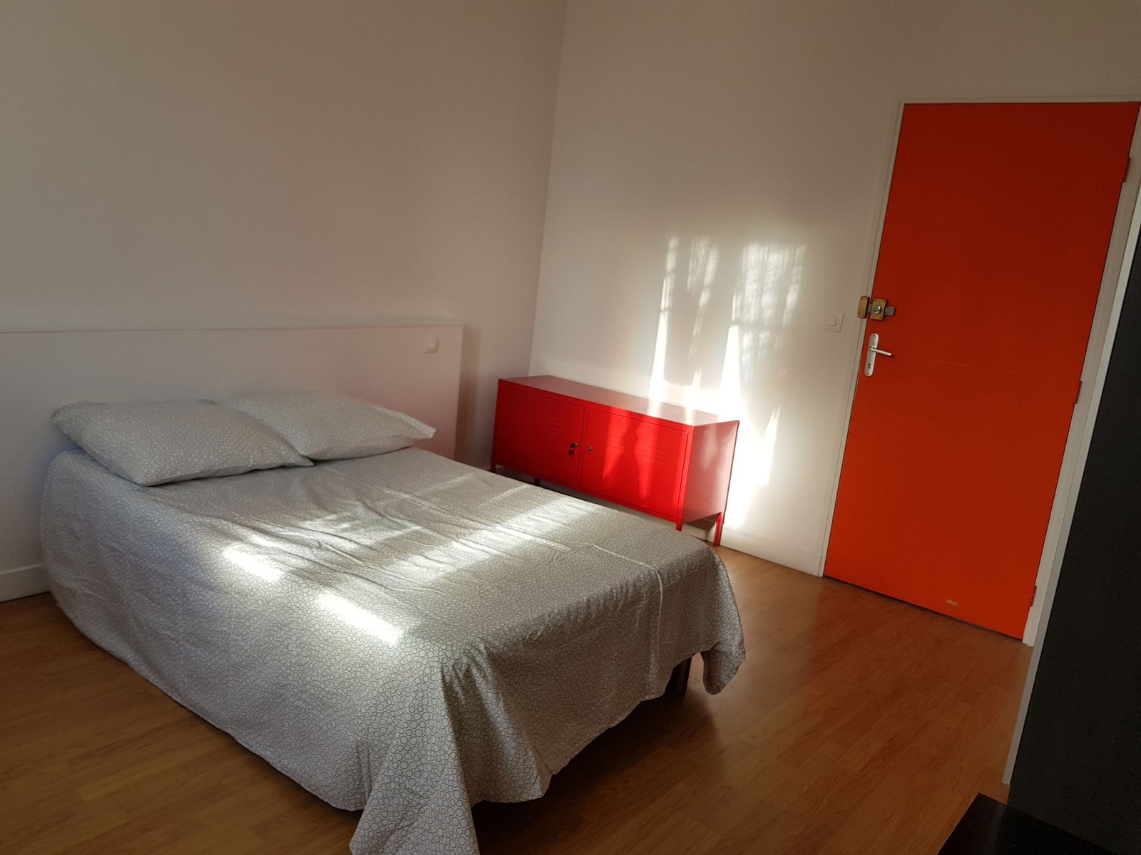 Colocación Bondy 257248