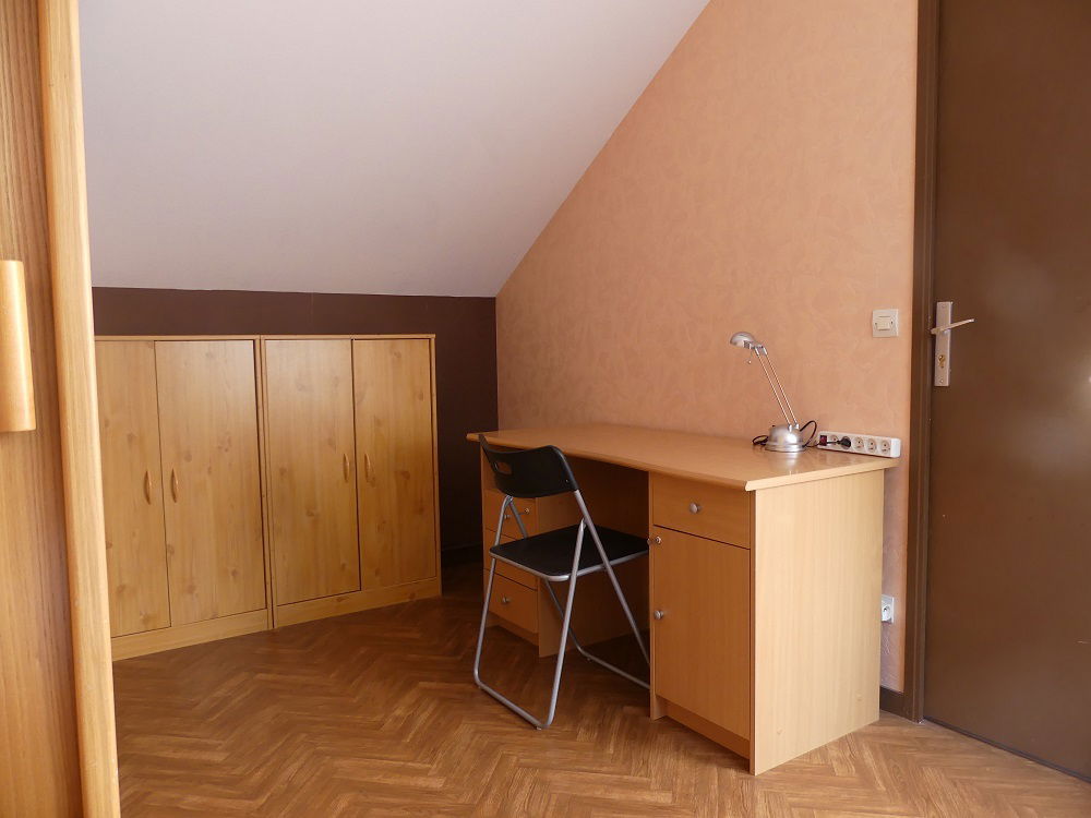 Colocación Vauréal  27457