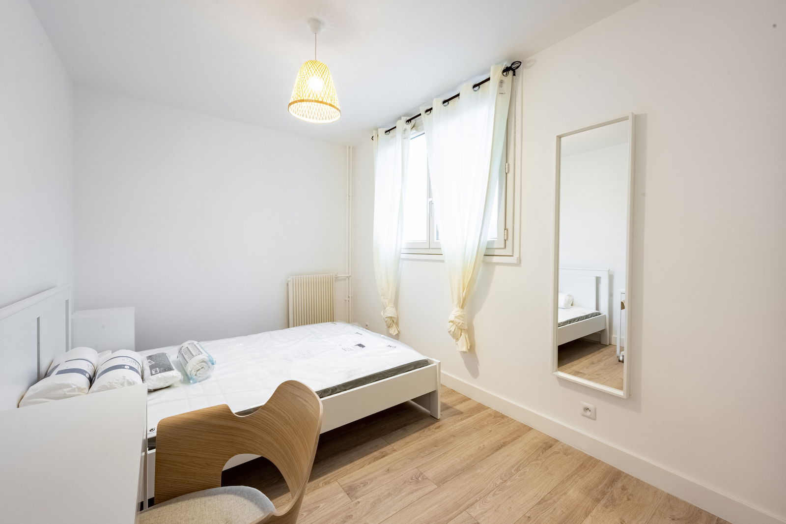 Colocación Pontoise 255908