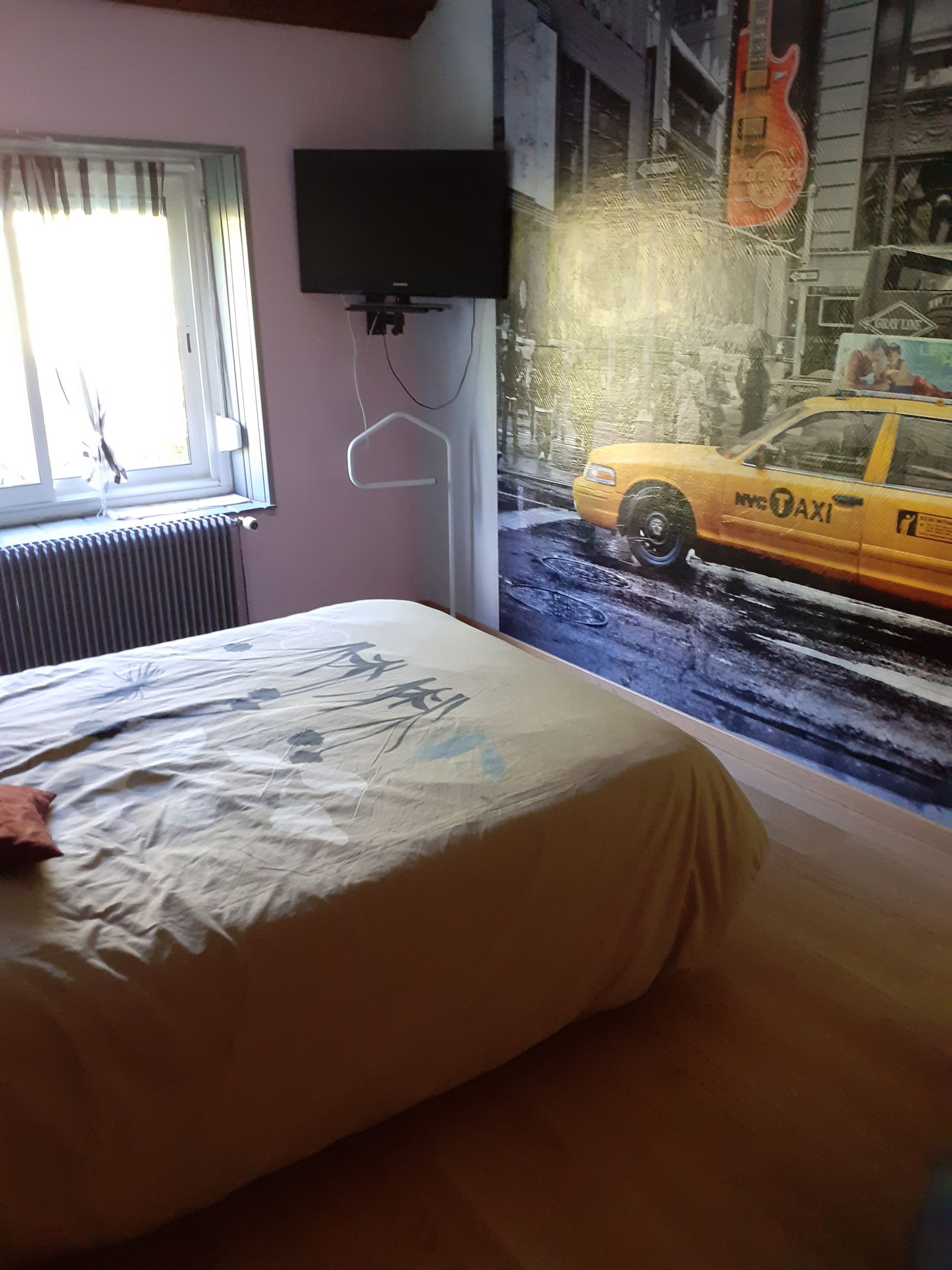 Estudio Independiente Le Menil 249997