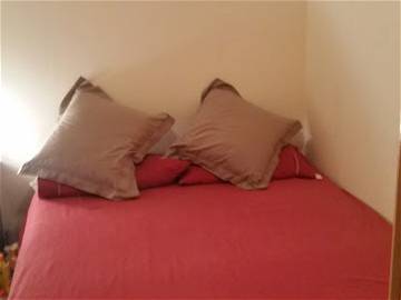 Roomlala | Alquiler De Habitación Para Chicas 