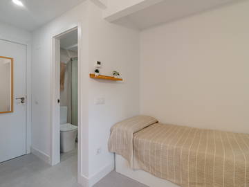 Unterkunft beim Gastgeber zur Miete in Villanueva De La Cañada - Foto 15 : Schlafzimmer-15