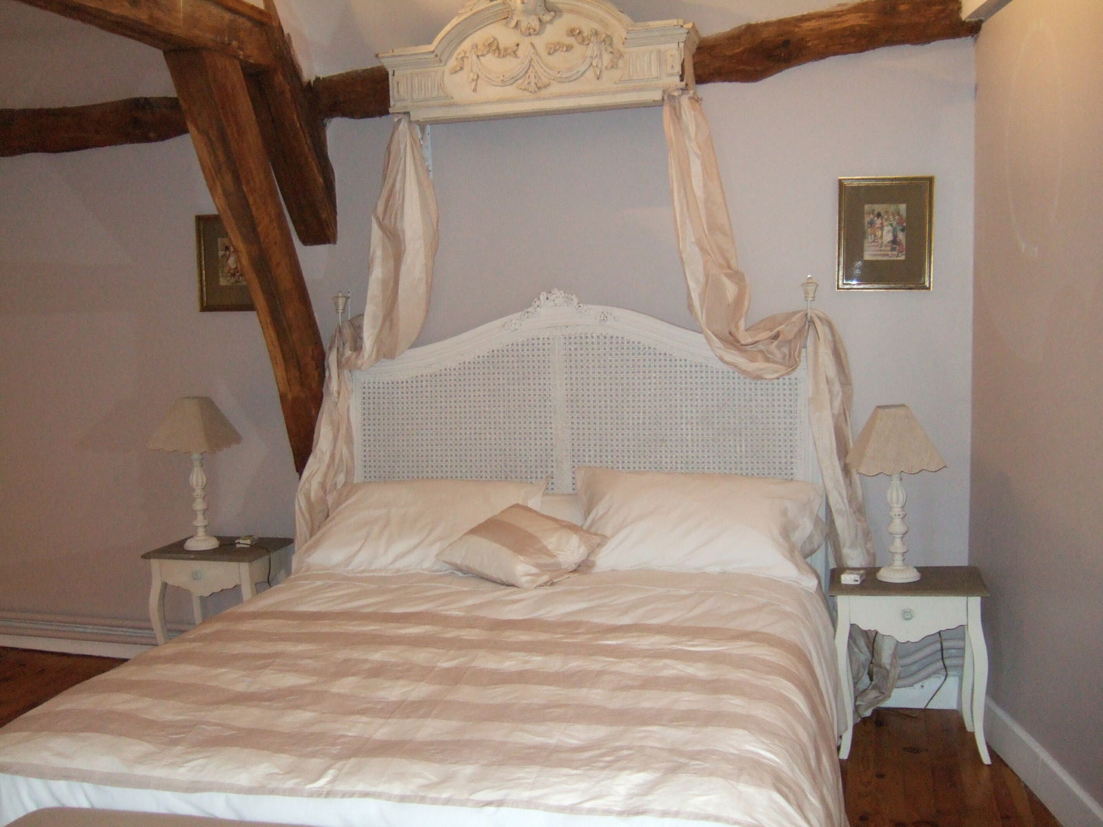 Habitaciones De Huéspedes Saint-Martin-aux-Bois 98550