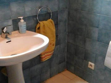 Chambre chez l'habitant à louer à Salamanca - photo 6 : salle de bain-6