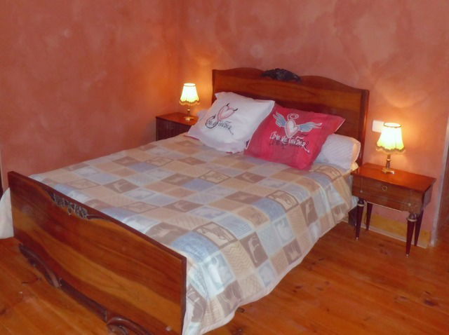 Habitaciones De Huéspedes Chomelix 37211