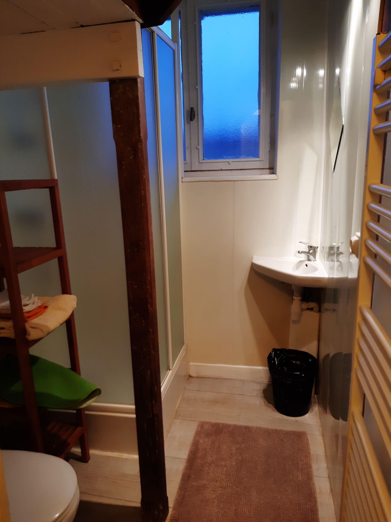 Estudio Independiente Bleigny-le-Carreau 96979