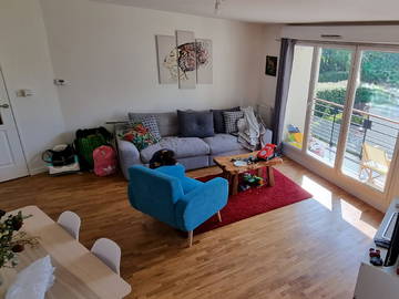 Roomlala | Alquiler Habitación / Alojamiento compartido (solo mujeres) F4 en Poissy