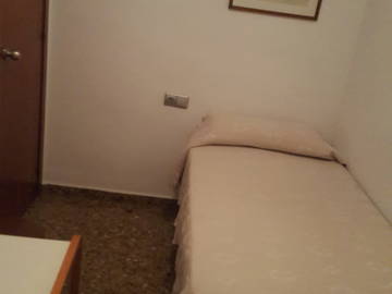 Chambre chez l'habitant à louer à Barcelona - photo 4-4