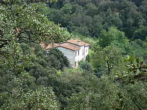 Rooms for rent in a farmhouse, Maresme