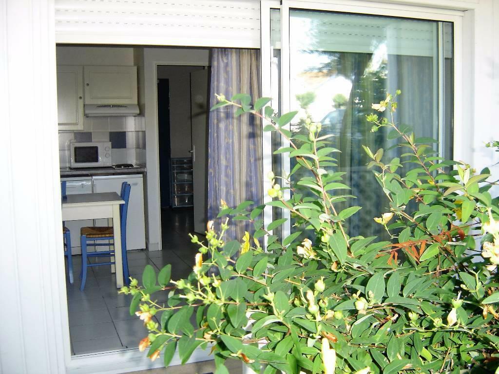 Estudio Independiente Fouras 70094