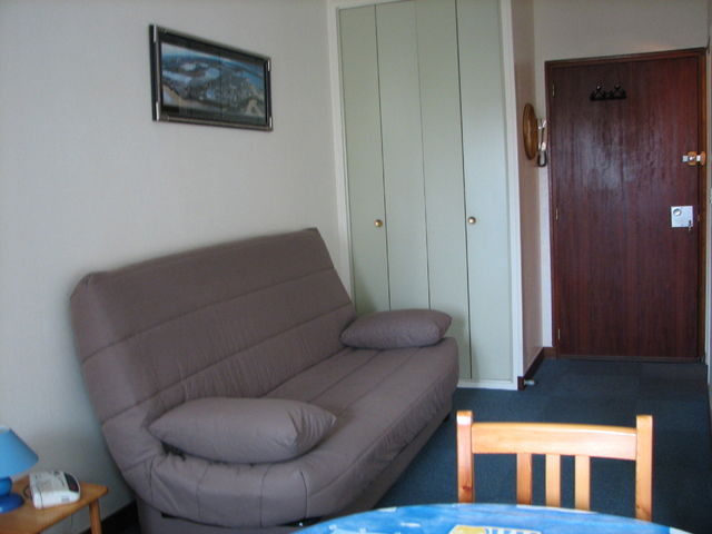 Estudio Independiente Dinard 49016