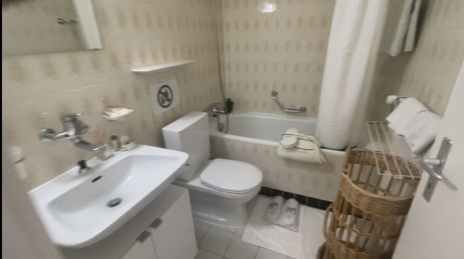 Toda La Casa Montreux 414339