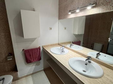 Chambre chez l'habitant à louer à Barcelona - salle de bain-3