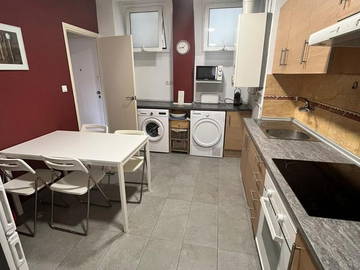 Chambre chez l'habitant à louer à Barcelona - autre pièce-4