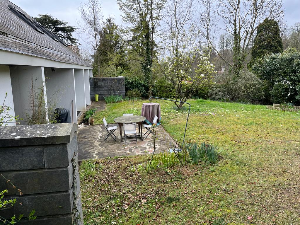 Colocación La Celle-Saint-Cloud 417801