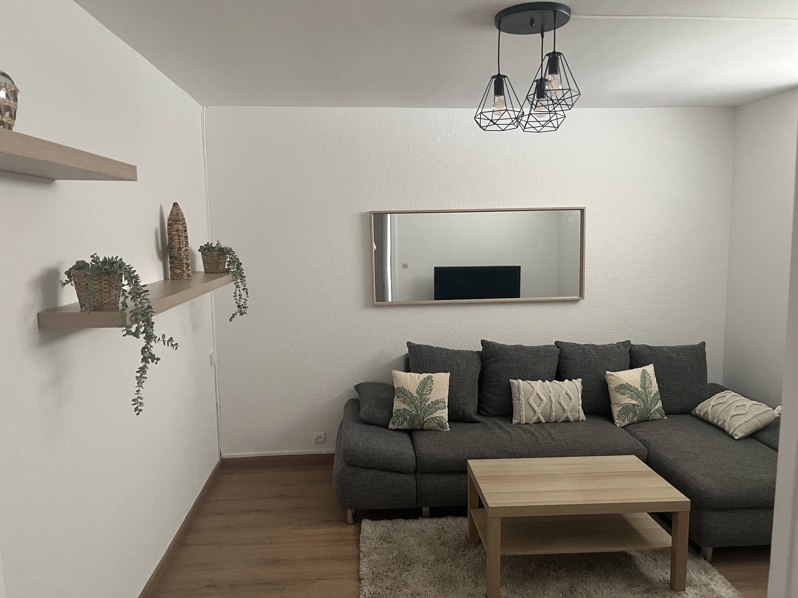 Colocación Saint-Genis-Pouilly 663917