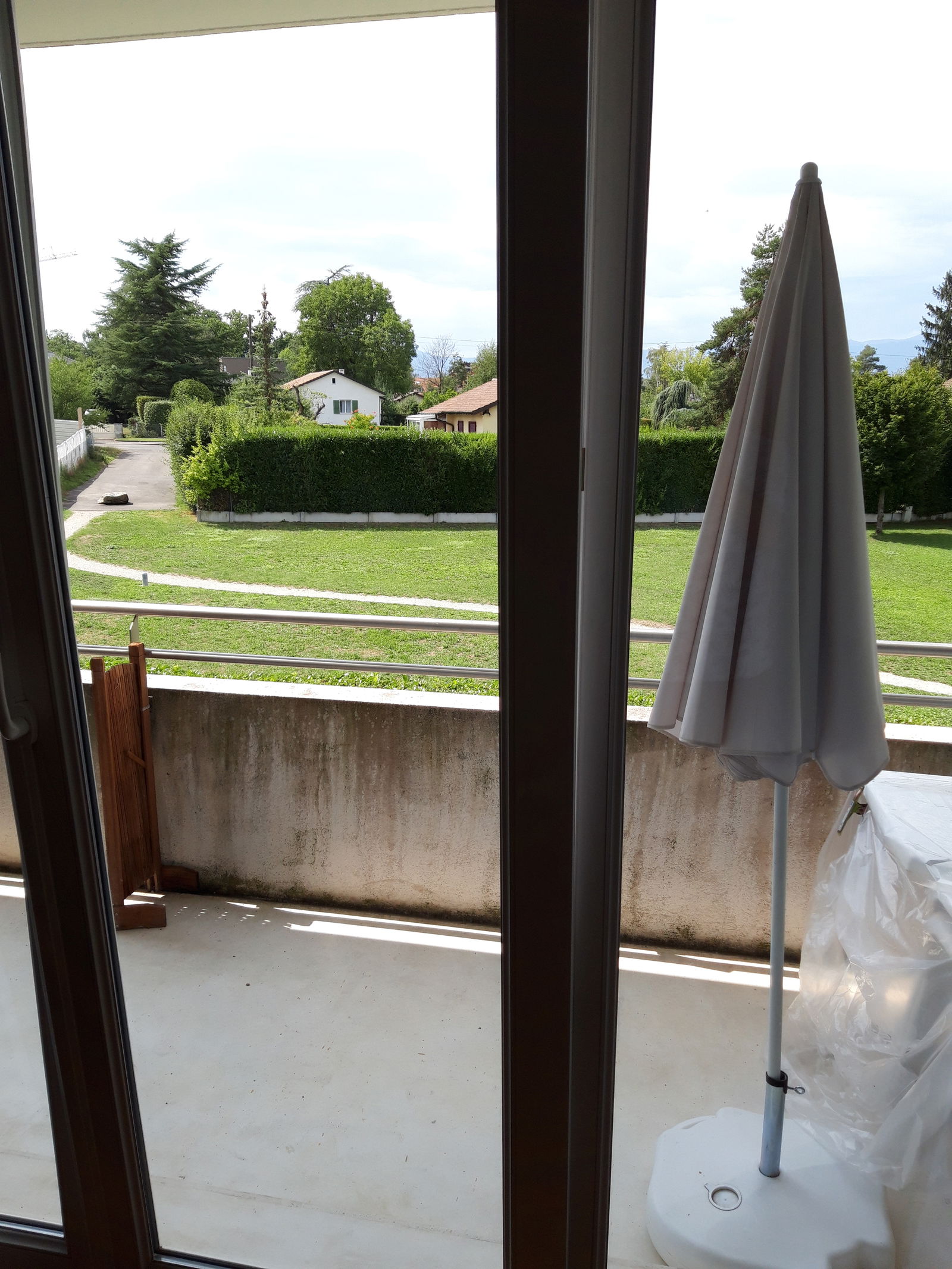 Quedarse En Casa Plan-les-Ouates 147443