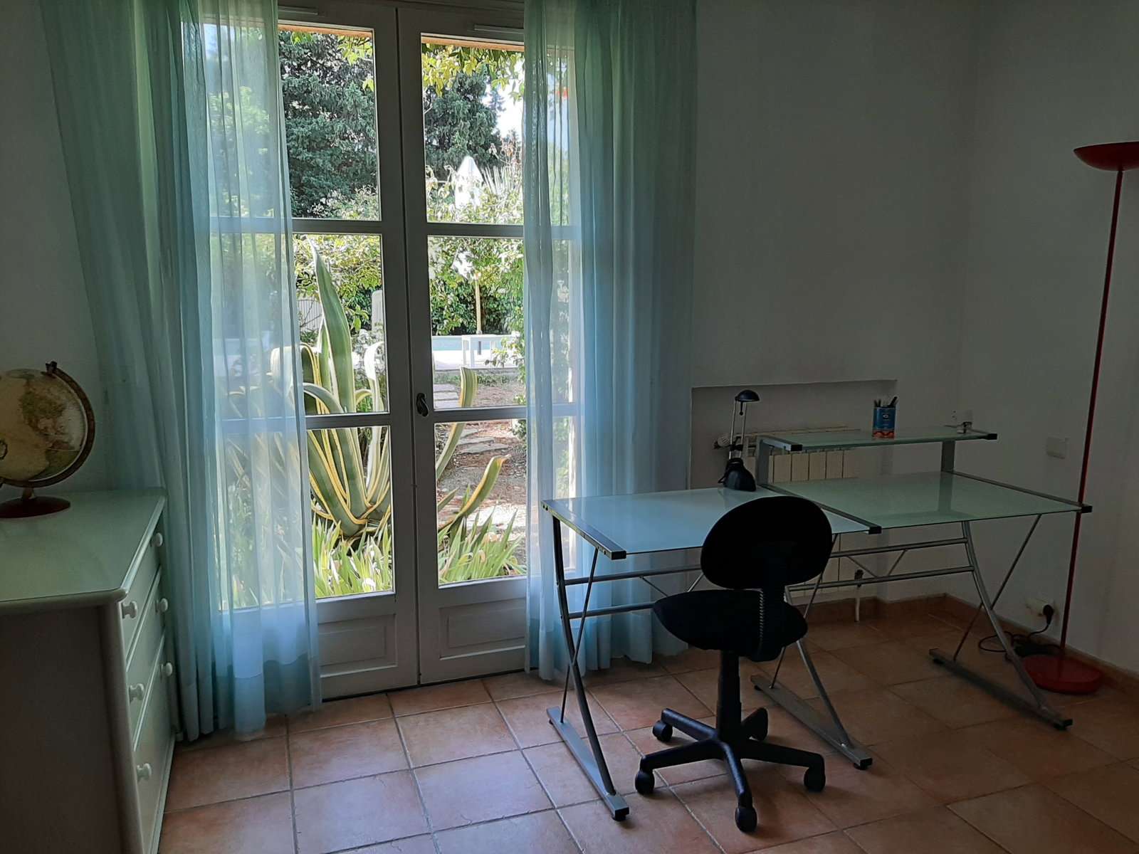 Habitación En Casa Del Anfitrión Mougins 211534