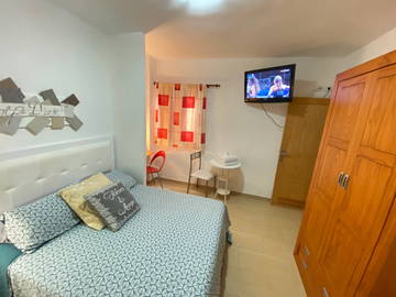 Chambre chez l'habitant à louer à Alcalá - photo 2 : chambre-2